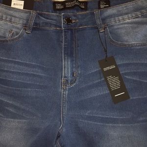 High Rise Skinny Jeans Floral Pattern NWT Sz 16R